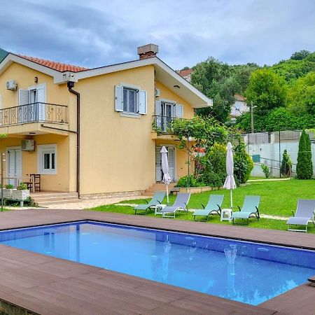 Villa, Pool And Relax For 12 Persons Kuti Extérieur photo